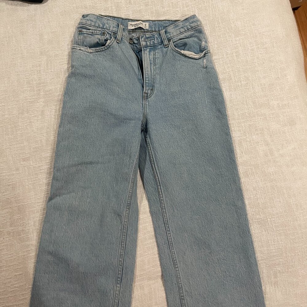 Abercrombie Straight Leg Jeans - Light Denim